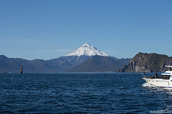 boat trip around Avacha Bay