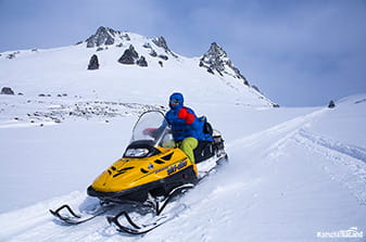 snowmobile tour in Kamchatka