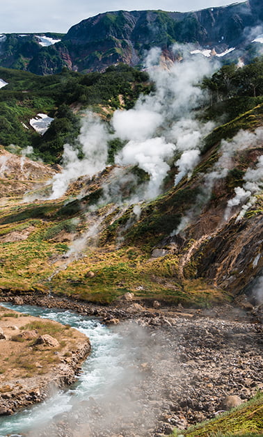 Helicopter trip to the Valley of Geysers