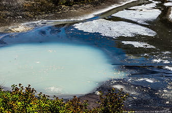 Excursion to the Uzon volcano caldera