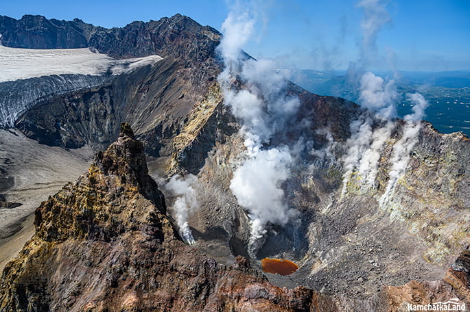 Overflight of volcanoes in Kamchatka